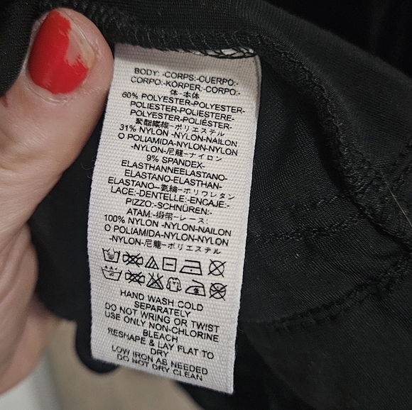 FREE PEOPLE Ellie Black velvet/lace top. Size M NWT - Picture 9 of 11